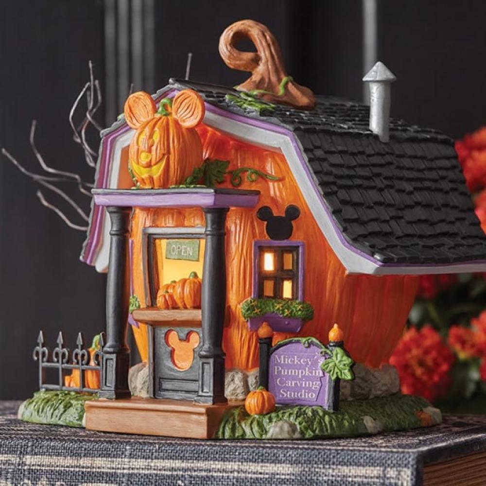 Pumpkintown Carving Studio – Disney Village Gebäude von Department 56