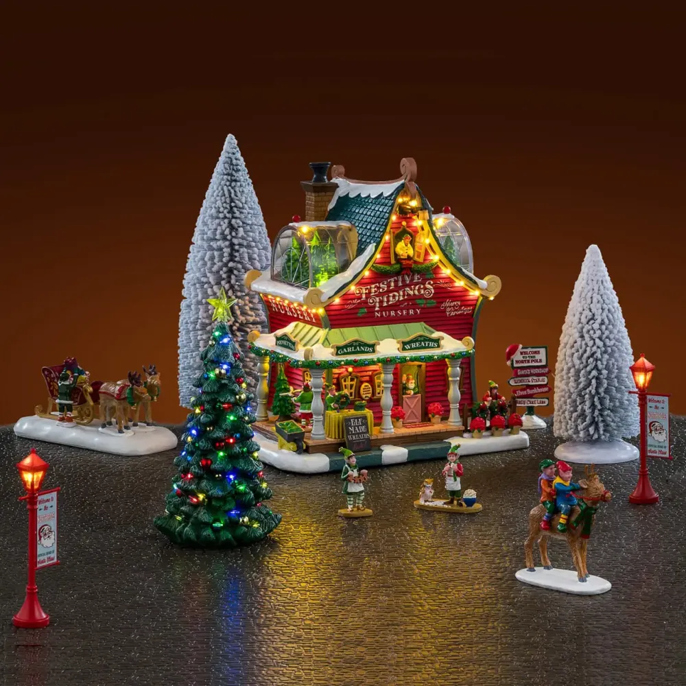LEMAX 66708 „Festive Tidings Nursery Set“
